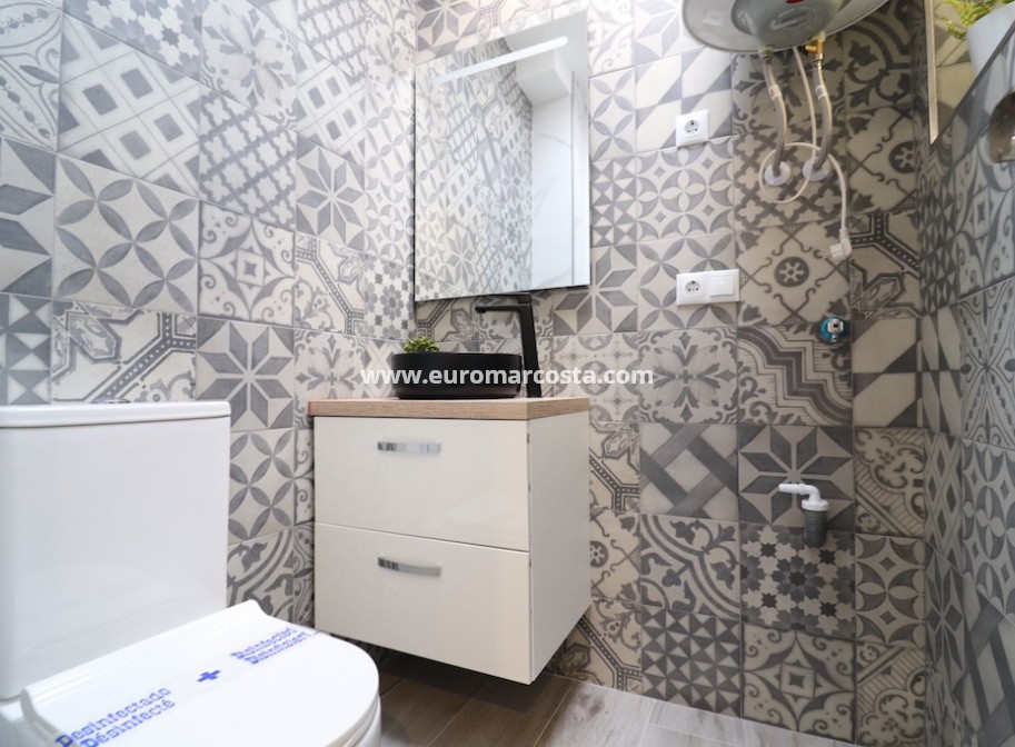 Sale - Townhouse - Torrevieja - TORREVIEJA