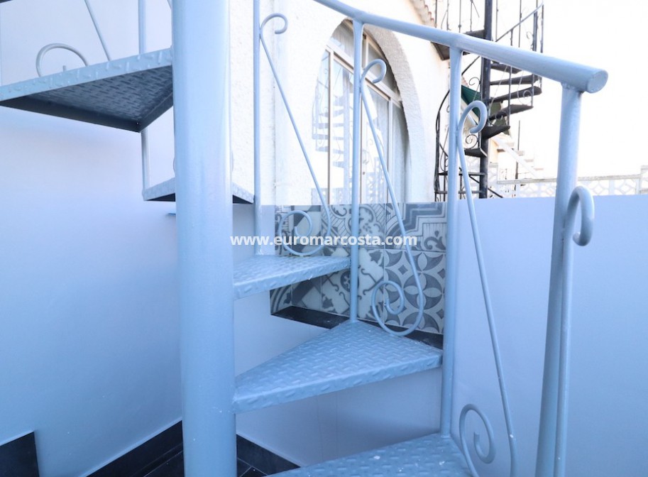 Sale - Townhouse - Torrevieja - TORREVIEJA
