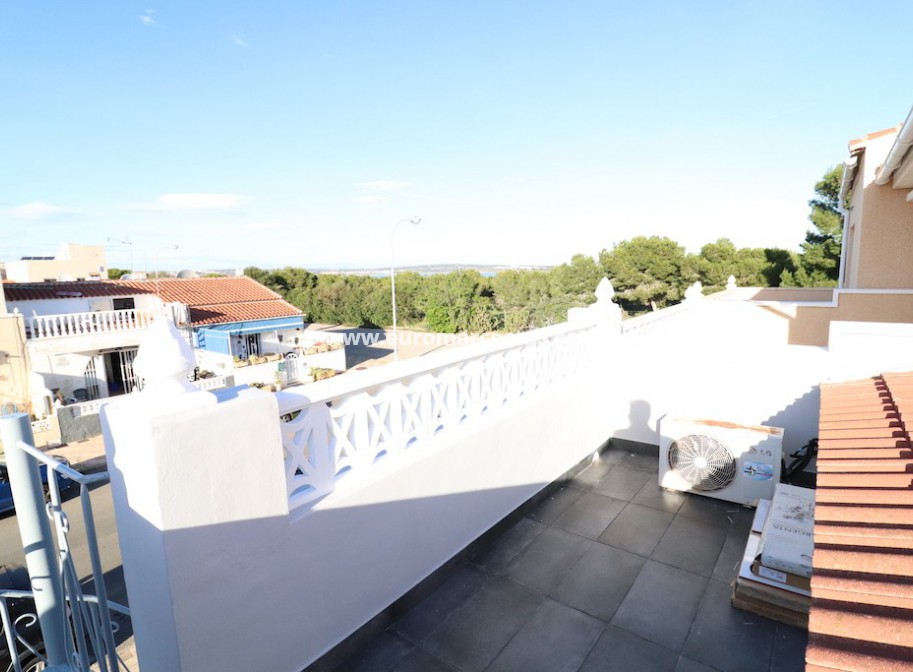 Sale - Townhouse - Torrevieja - TORREVIEJA