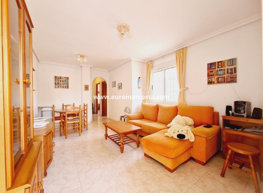 Sale - Apartment / flat - La Mata