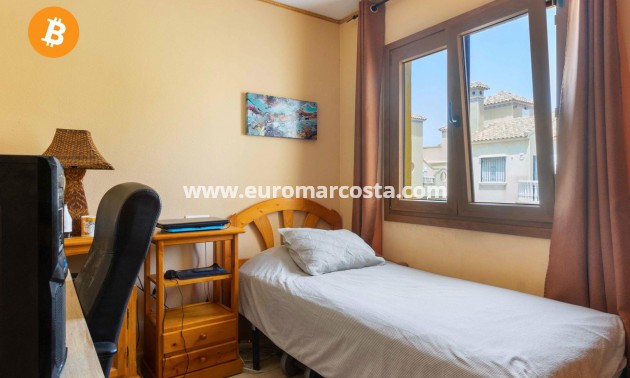 Objekte zum Wiederverkauf - Wohnung - Orihuela Costa