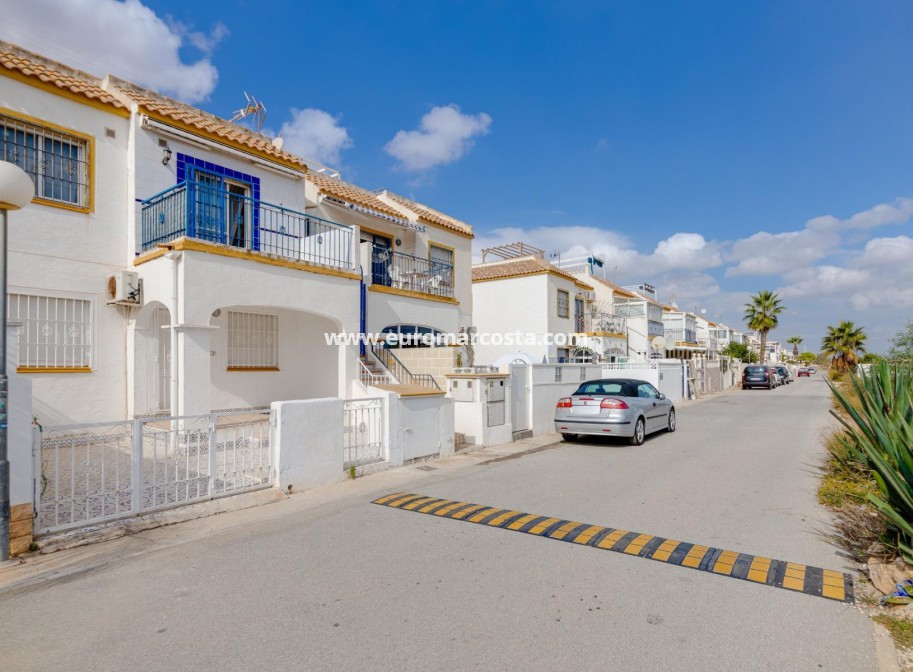 Sale - Bungalow Planta Alta - Torrevieja - TORREVIEJA