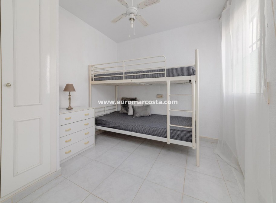 Sale - Bungalow Planta Alta - Torrevieja - TORREVIEJA
