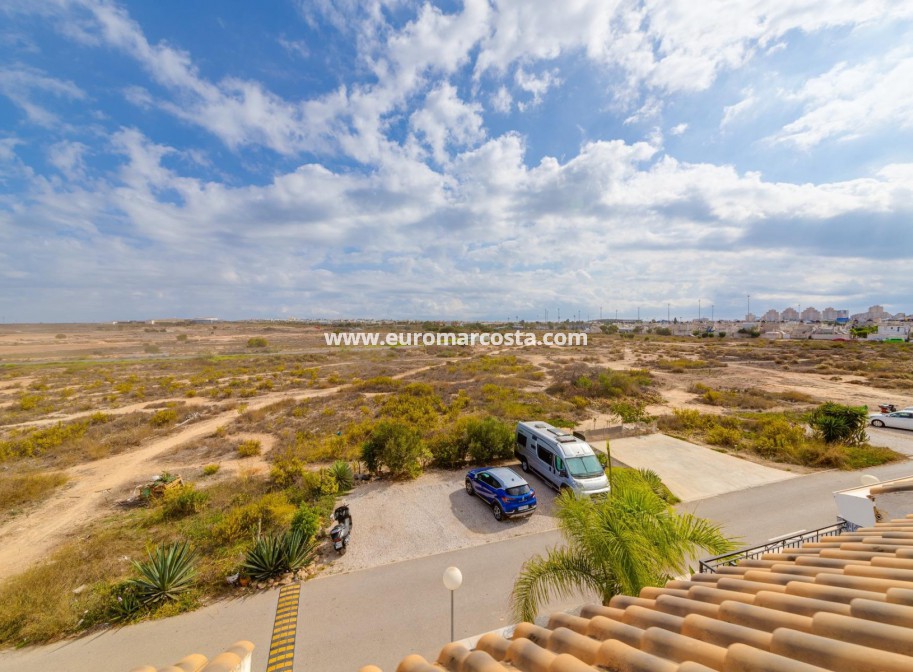Sale - Bungalow Planta Alta - Torrevieja - TORREVIEJA