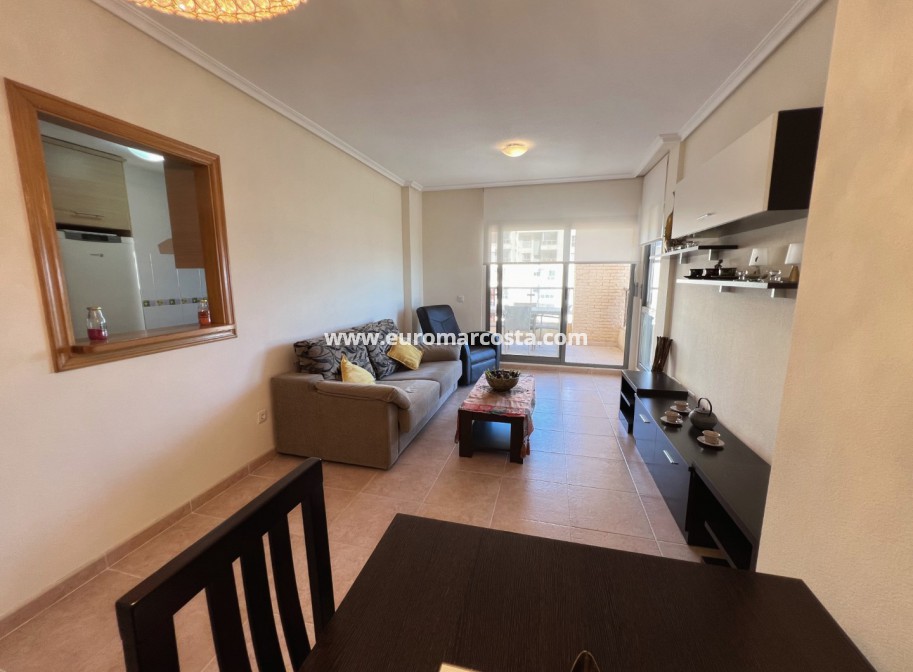 Sale - Apartment / flat - Guardamar del Segura