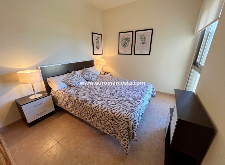 Sale - Apartment / flat - Guardamar del Segura
