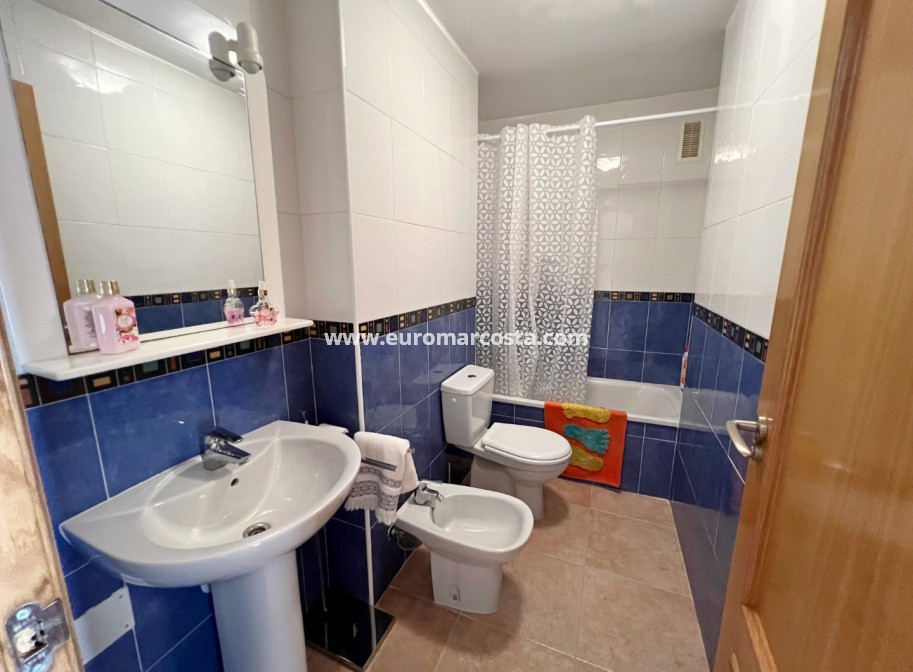 Sale - Apartment / flat - Guardamar del Segura