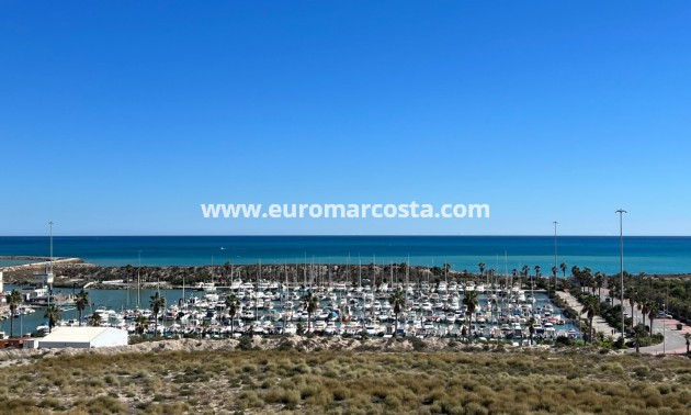 Sale - Apartment / flat - Guardamar del Segura