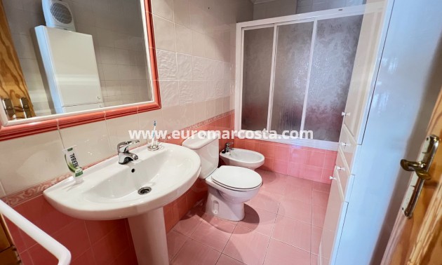Venta - Apartamento / piso - Guardamar del Segura