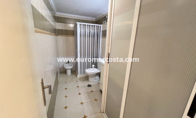 Objekte zum Wiederverkauf - Wohnung - La Mata