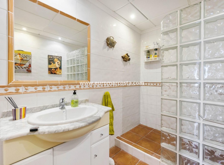 Venta - Villa - Orihuela Costa